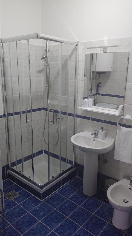 Morepal Apartment Rijeka Luaran gambar